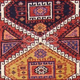 alfombra kazak antiguo