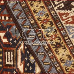 alfombra shirvan antiguo