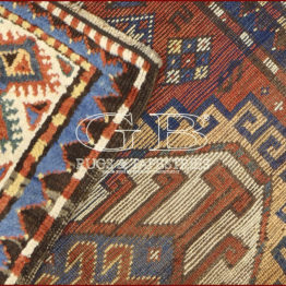 alfombra kazak antiguo